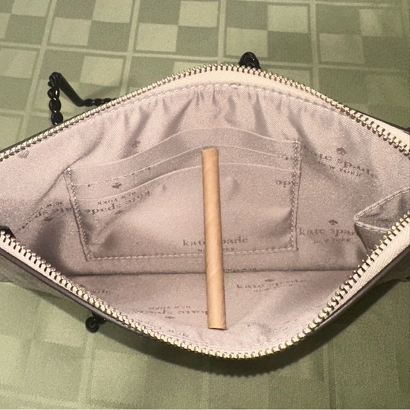 Kate Spade “Mushroom Cap” Wristlet Clutch - Picture 4 of 9